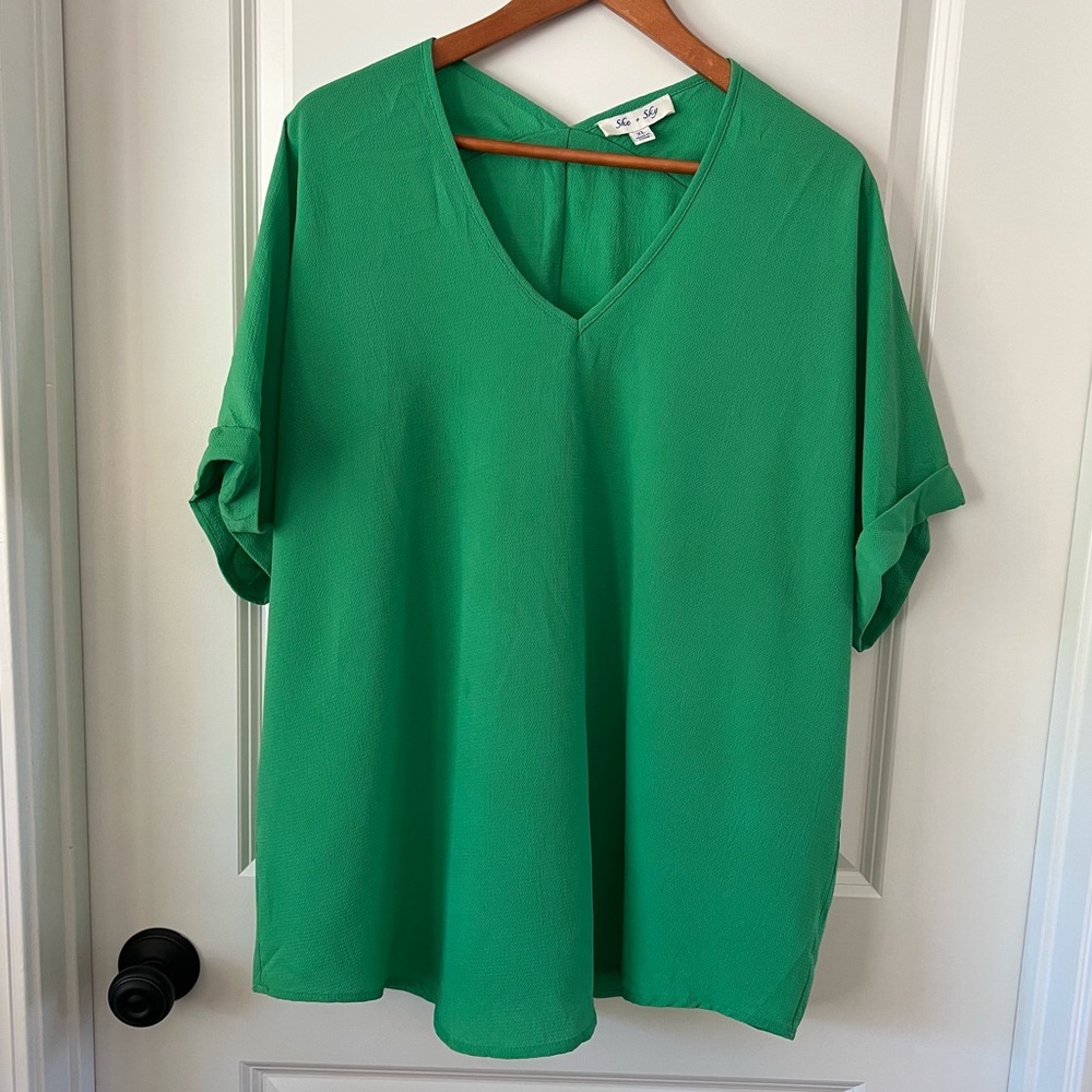 She + Sky Kelly Green Drop Shoulder V-Neck Shirt